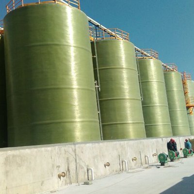 西寧地埋式玻璃鋼儲罐價(jià)格 可設(shè)計(jì)按需定制