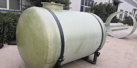 河北玻璃鋼儲罐的特性與應用